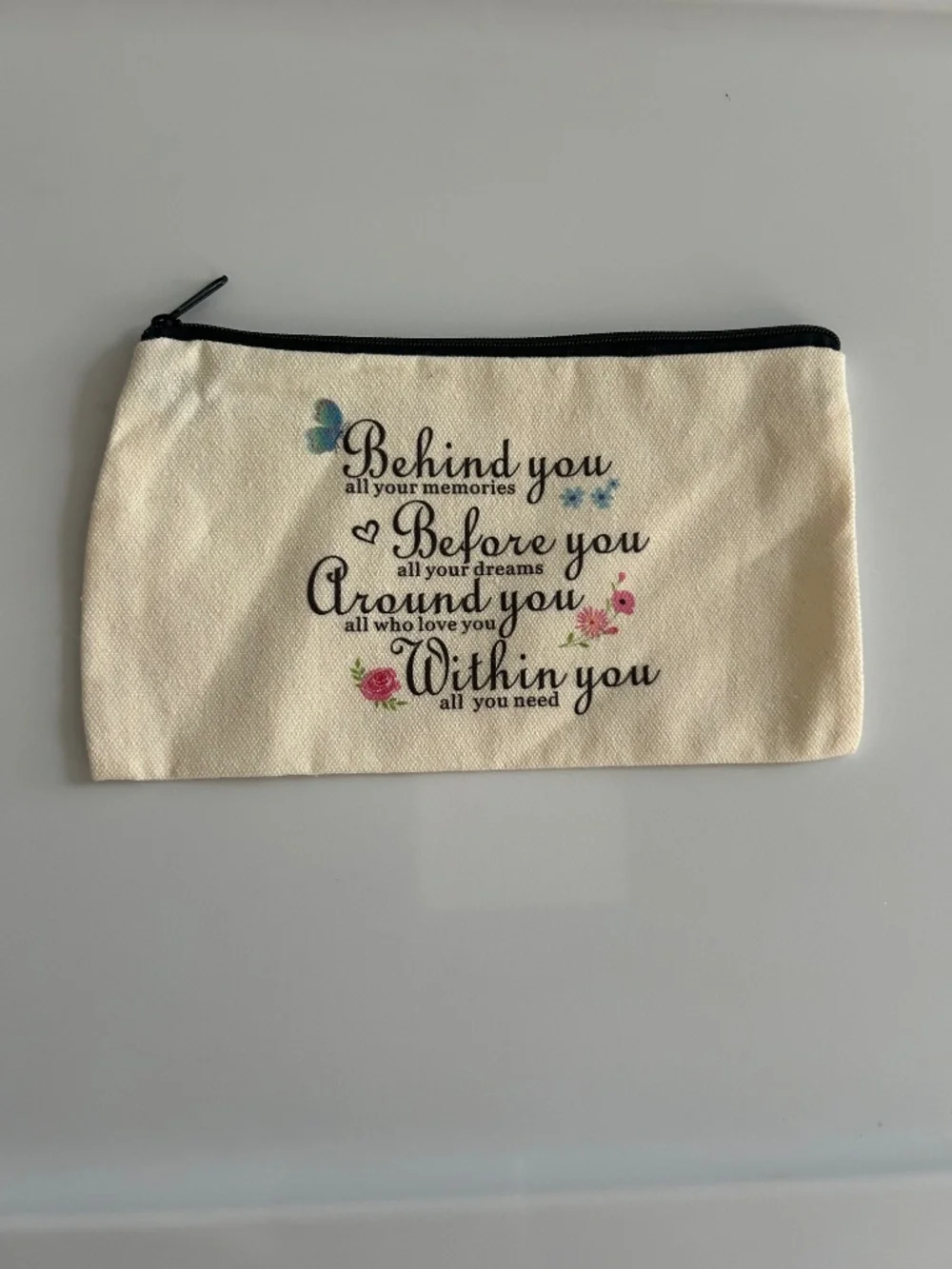 Inspirational Cosmetic pouch NWOT